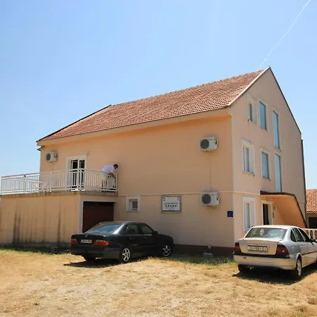 10191f Apartament